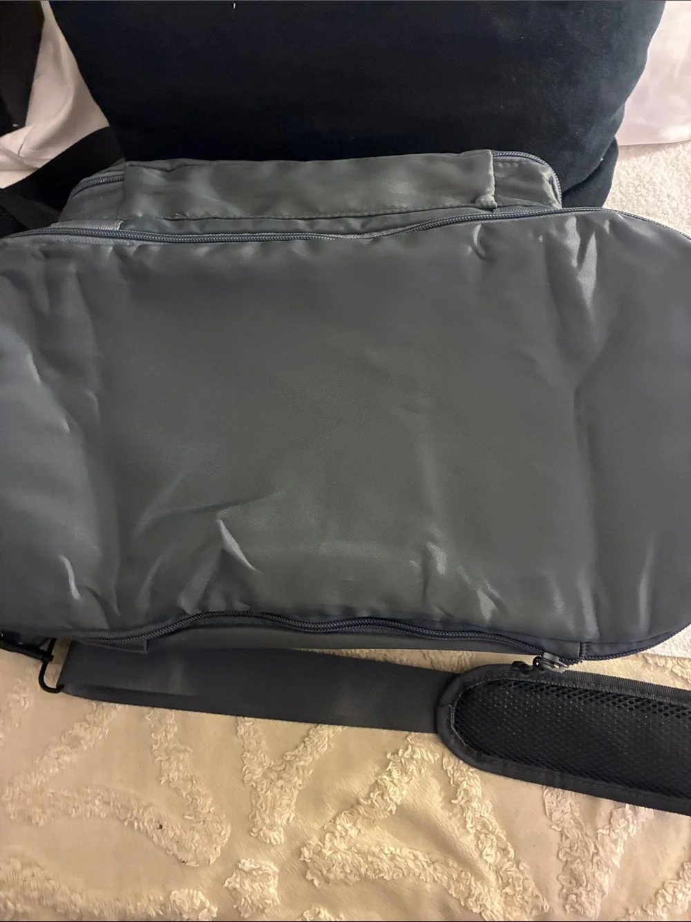 NWOT The Foldie Black Duffel Bag with Front Pocket-Great bag!!!
